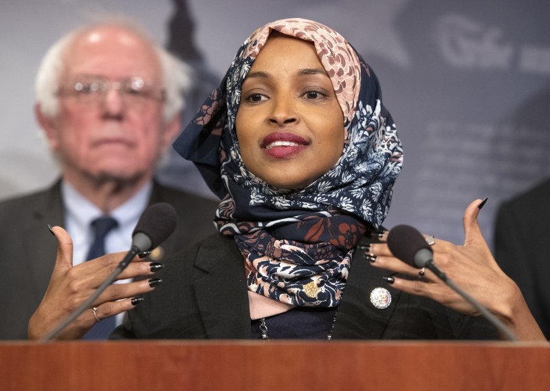 Glasnogovornica Bijele kuće opravdavala Trumpa zbog tvita protiv Ilhan Omar