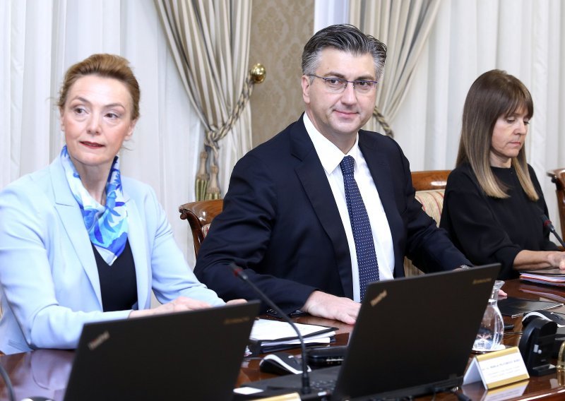 Pogledajte koje sve reforme Vlada planira provesti u idućih godinu dana