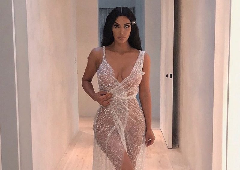 Bizarni umivaonici Kim Karadashian podigli lavinu komentara na društvenim mrežama