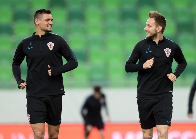 Dejan Lovren i Ivan Rakitić 'dohvatili' se preko društvenih mreža