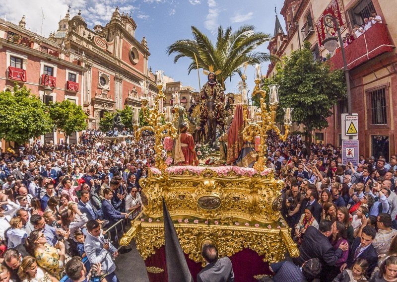 Spriječen teroristički napad na uskrsnu procesiju u Sevilli