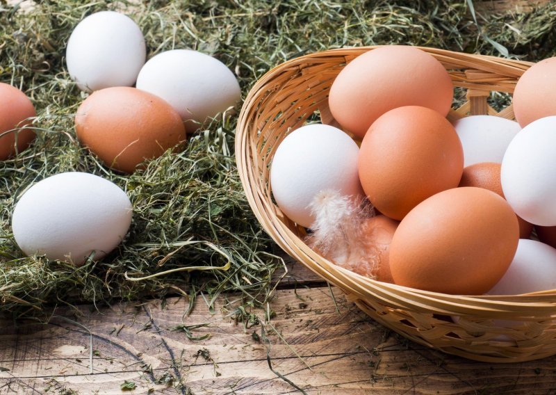Ministarstvo poljoprivrede povlači s tržišta jaja Lukač - klasa A