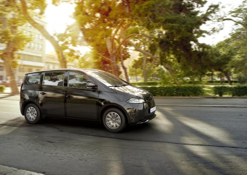 Nešto potpuno drukčije: Sion je izvorno električni automobil na solarni pogon