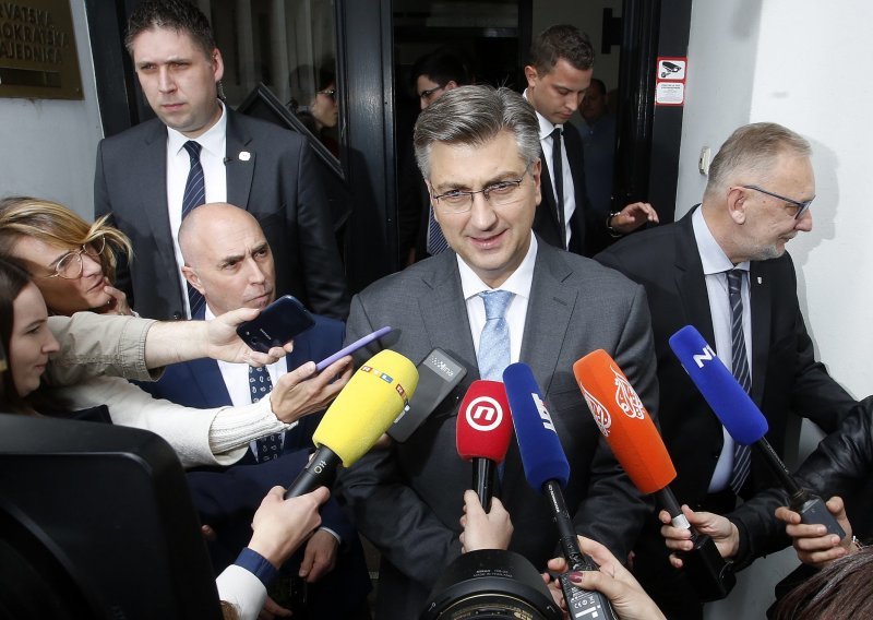 Plenković: Otvorio sam pitanje koje se odnosi na Brkića, vidjet ćemo kako će se ta priča dalje razvijati