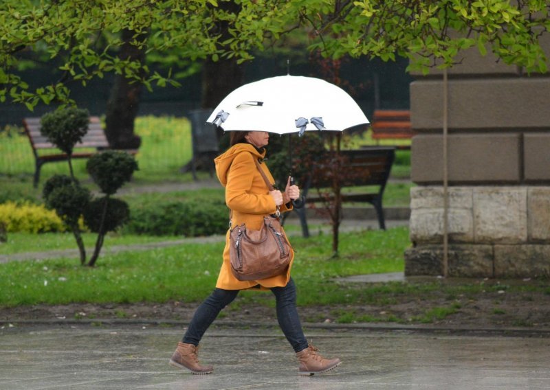 Danas toplije i sunčano, a potom nam stiže promjena vremena uz kišu, pljuskove i grmljavinu te osjetno zahladnjenje