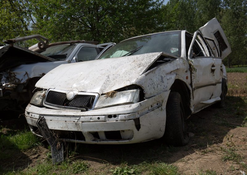 Četvero poginulih u prometnoj nesreći na A3, među stradalima je i maloljetnik