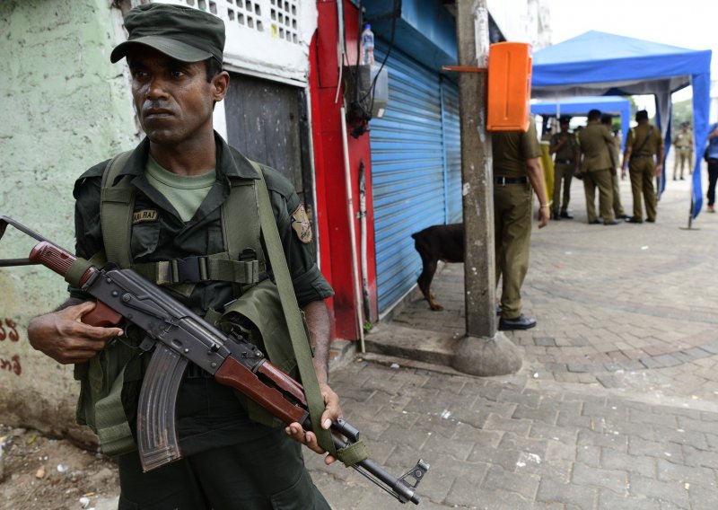U noćnom obračunu na Šri Lanki ubijeno 15 ljudi, uključujući šestero djece