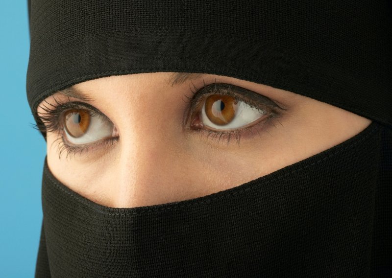 Ženama u Saudijskoj Arabiji zabranjene lijepe oči