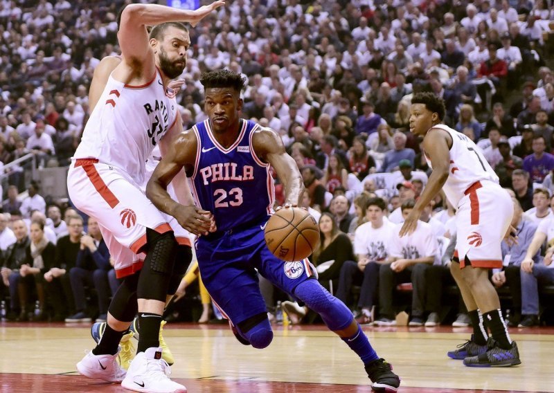 Jimmy Butler odveo Philadelphiju do velike pobjede u Torontu; Denver nadigrao Portland