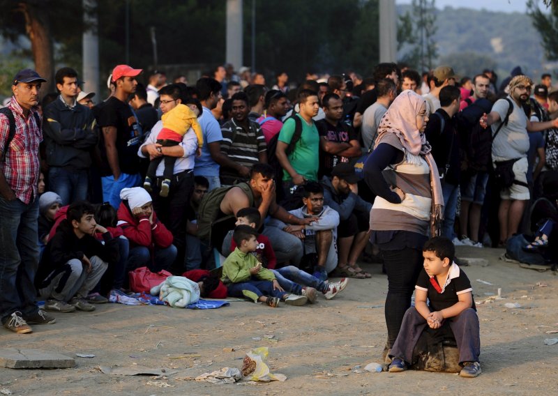 Izvanredno stanje: Makedonija više ne pušta izbjeglice u zemlju!