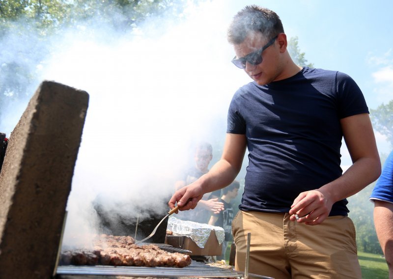 Prvomajski roštilj trebao bi proći bez kiše, ali zato za vikend stiže novo neugodno zahlađenje