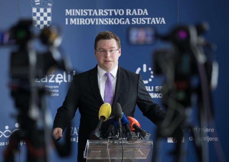 Ustavni sud tražit će odgovor od Vlade: Koja je svrha kampanje ministra Pavića?