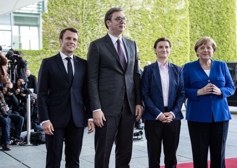 Merkel i Macron spustili rampu: Nema razmjene teritorija na Balkanu!