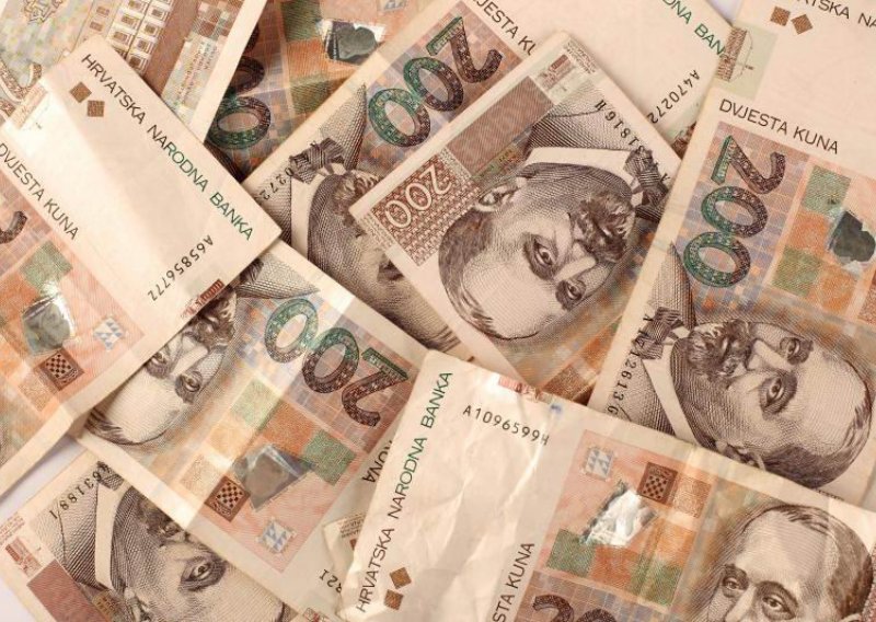 U Novskoj otkriveno 57 lažnih novčanica