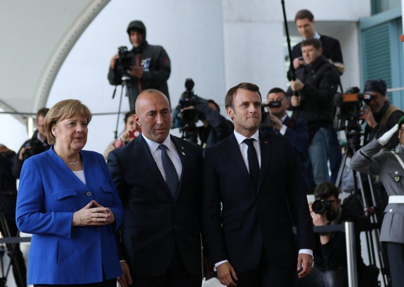 Drama iza kulisa sastanka u Berlinu: Macron urlao na kosovskog premijera