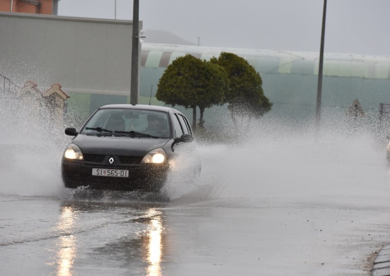 Autocestom A6 od Čavla do Delnica samo osobna vozila