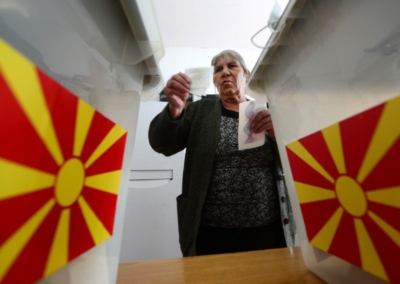Sjeverna Makedonija se vraća na birališta kako bi izabrala predsjednika