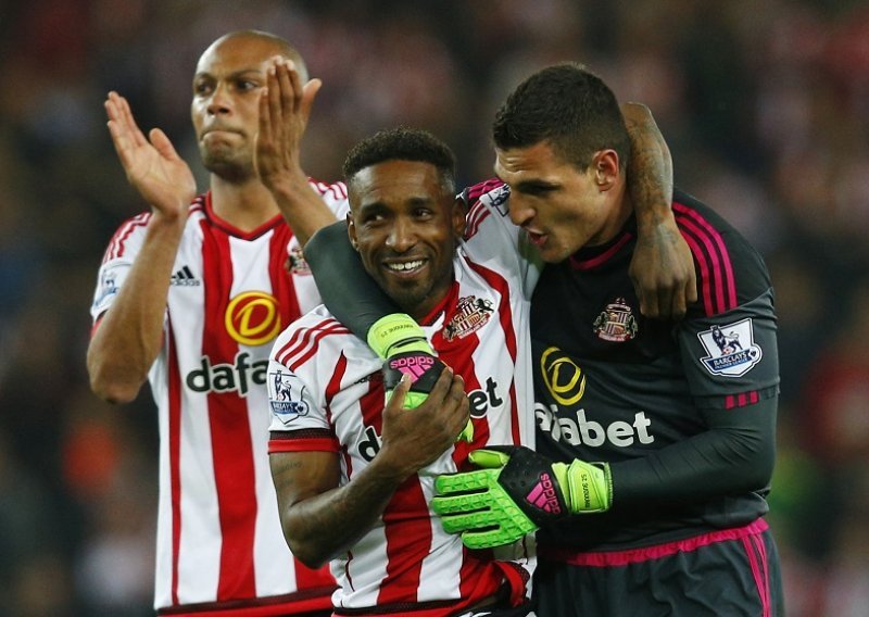 Sunderland se spasio; Newcastle i Norwich ispadaju