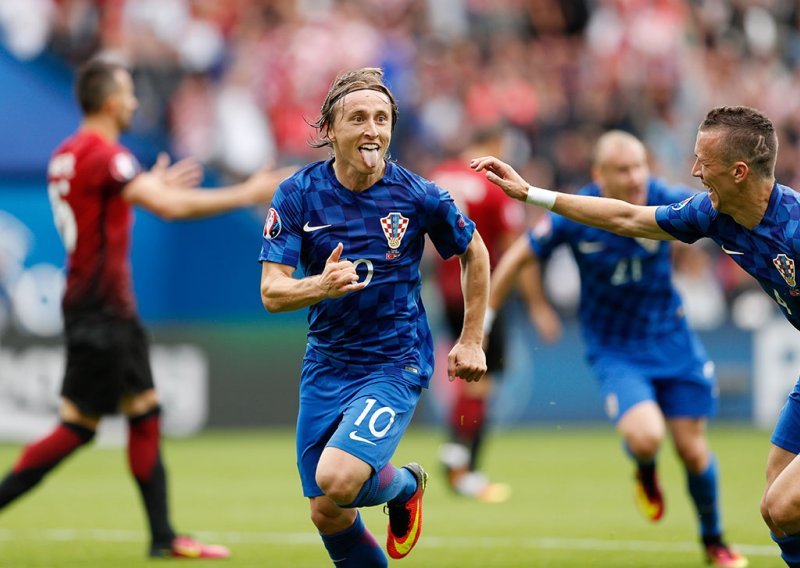 Modrić obećao navijačima: Bit ćemo još i bolji!