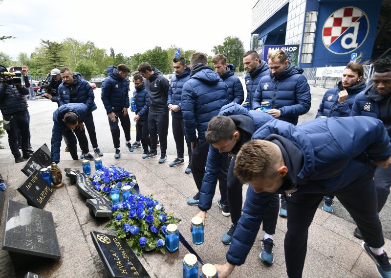 U čast poginulim Dinamovim navijačima: Trebamo biti zahvalni jer možda danas ne bismo stajali tu gdje stojimo