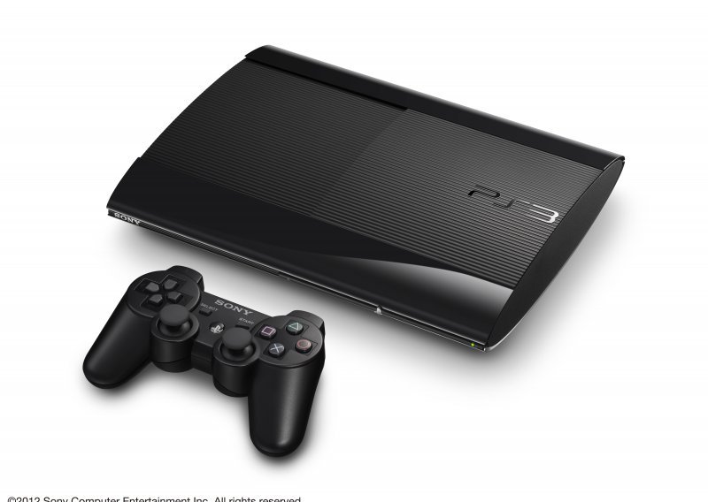 Novi PlayStation 3 u crvenoj i plavoj verziji