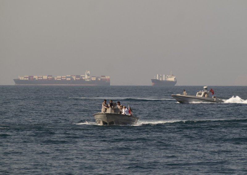 Iran odredio sigurnu rutu u Hormuškom tjesnacu: Ne može svatko proći, neki plaćaju milijune