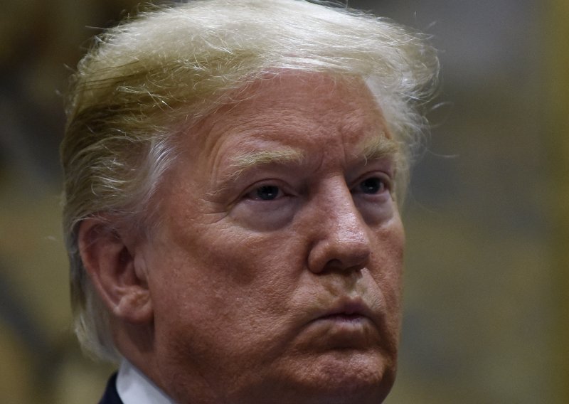 Trump poručio Britaniji da odbije platiti razvod s EU ako ne dobije što želi