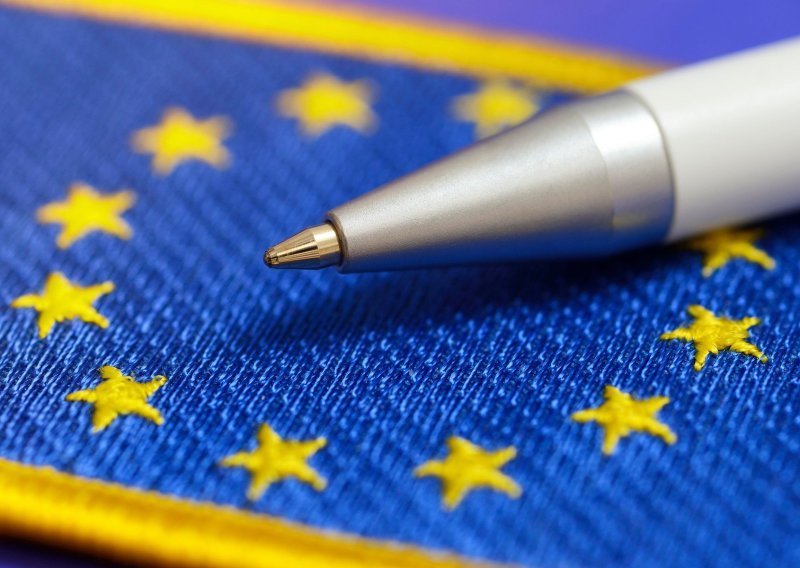 Europska komisija pokrenula postupak protiv Slovenije zbog uskrate biračkog prava intelektualno slabijima