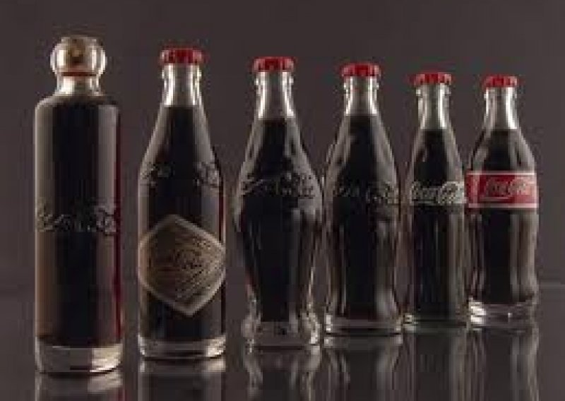 Staklene boce Coca Cole idu u povijest!