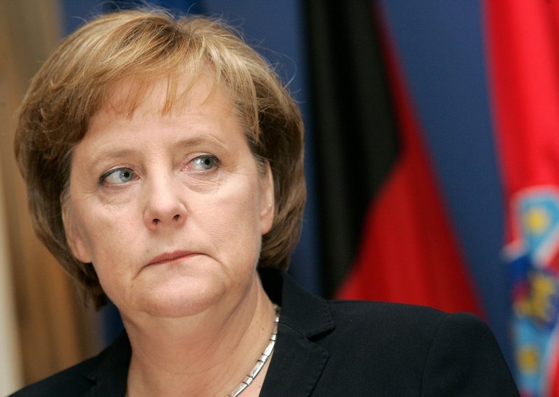 [VIDEO] Njemačkoj kancelarki Angeli Merkel ponovno pozlilo, tresla se na susretu s predsjednikom Steinmeierom