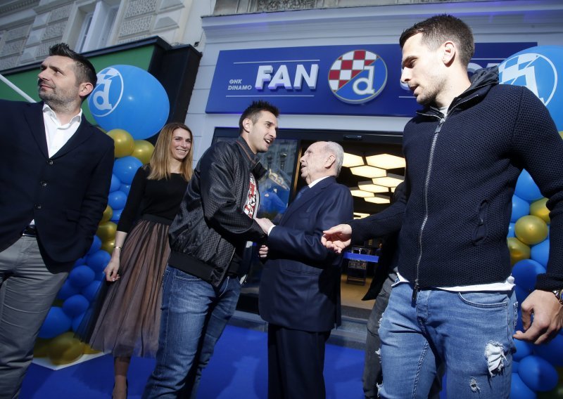 Svečanom otvorenju Dinamovog Fan shopa prisustvovali Nenad Bjelica, Zlatko Dalić, Ćiro Blažević...