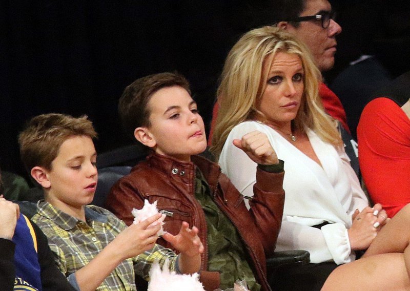 Britney Spears još uvijek se nije u potpunosti oporavila, a najveća podrška su joj njezini sinovi
