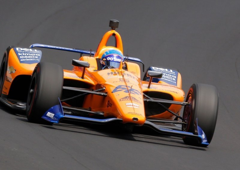 Fernando Alonso u Indianapolisu doživio najveću blamažu u svojoj vozačkoj karijeri