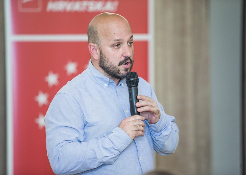 Maras Kuščeviću: Jesu li prekršena prava zaposlenika u Saboru kada se radilo u kontinuitetu 40 sati?