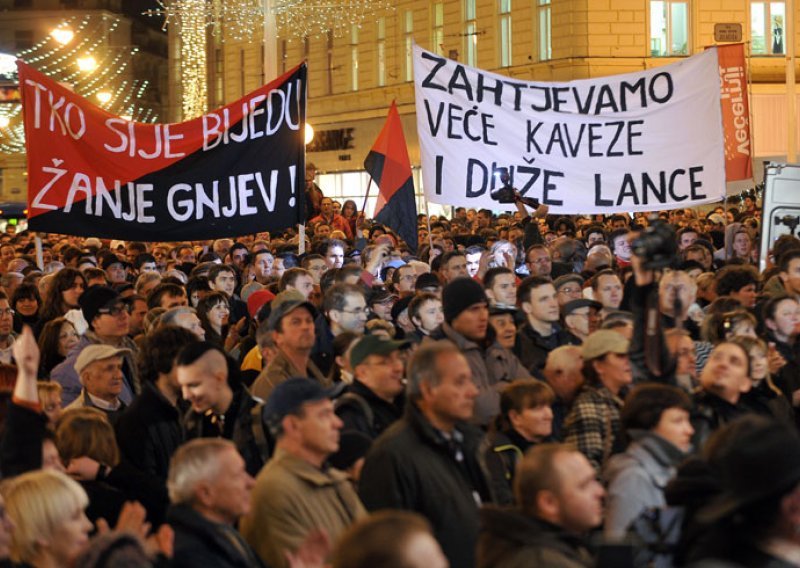 Više tisuća ljudi poručilo Vladi: Dosta je!