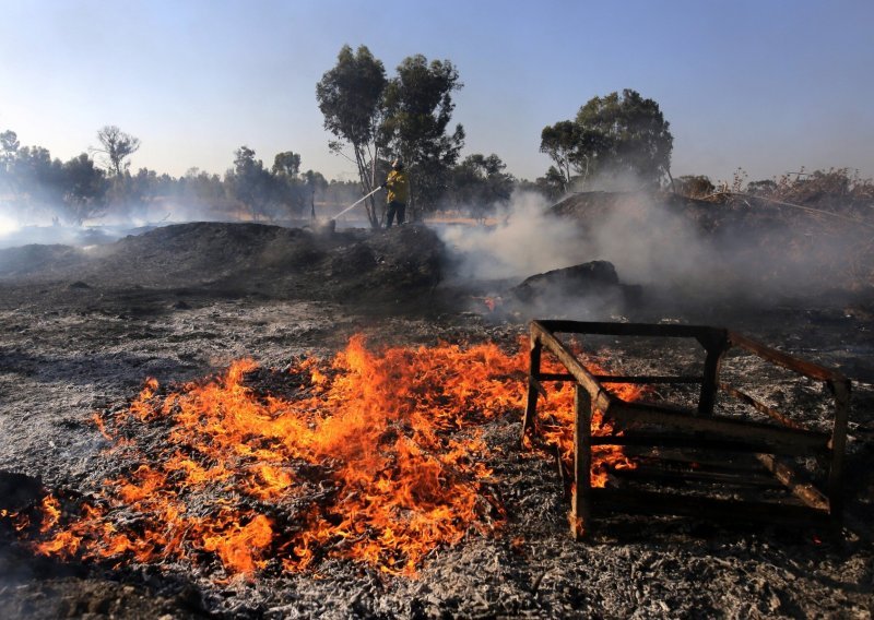 Šumski požari u Izraelu, temperatura gotovo 50 stupnjeva