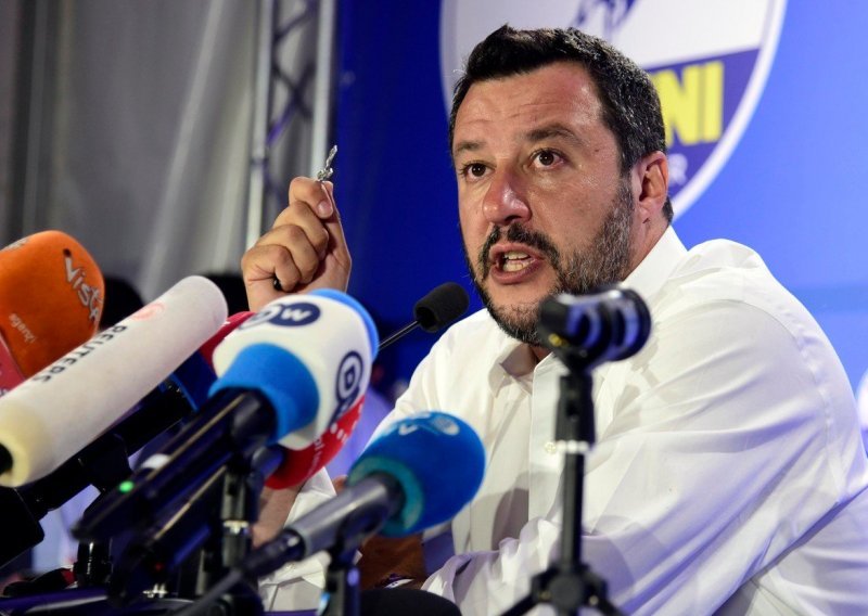 Matteo Salvini: 'Još uvijek ima vremena za raspuštanje parlamenta i izlazak na izbore'