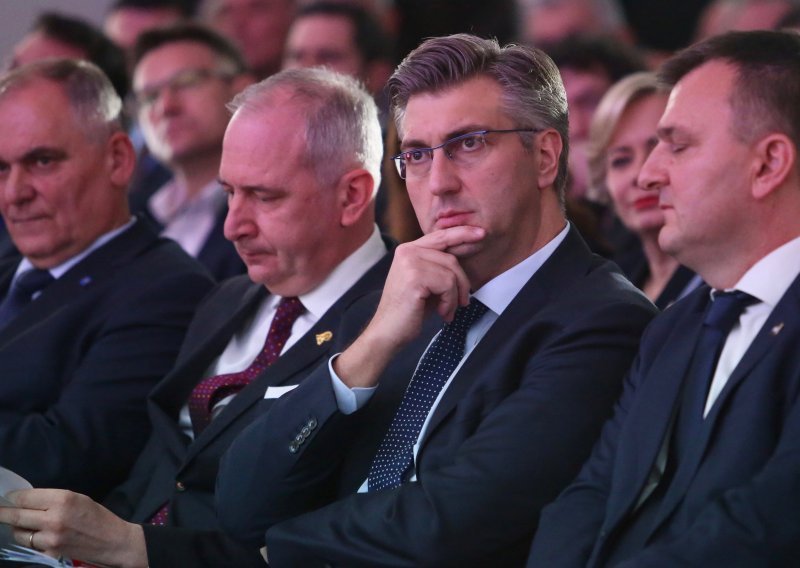HDZ je peti mandat izgubio u Splitu, slijede li smjene?