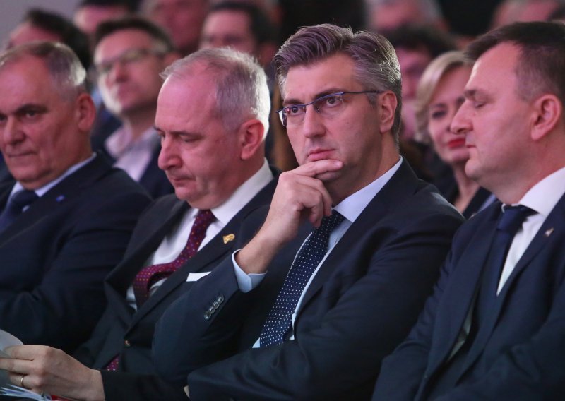 HDZ je peti mandat izgubio u Splitu, slijede li smjene?