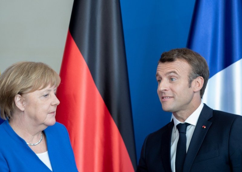 Merkel ustraje na spitzenkandidatu, a Macron želi o tome razgovarati