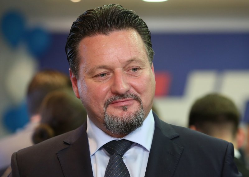 Kuščević kritizirao Stiera i najavio sankcije za one koji su bojkotirali kampanju HDZ-a
