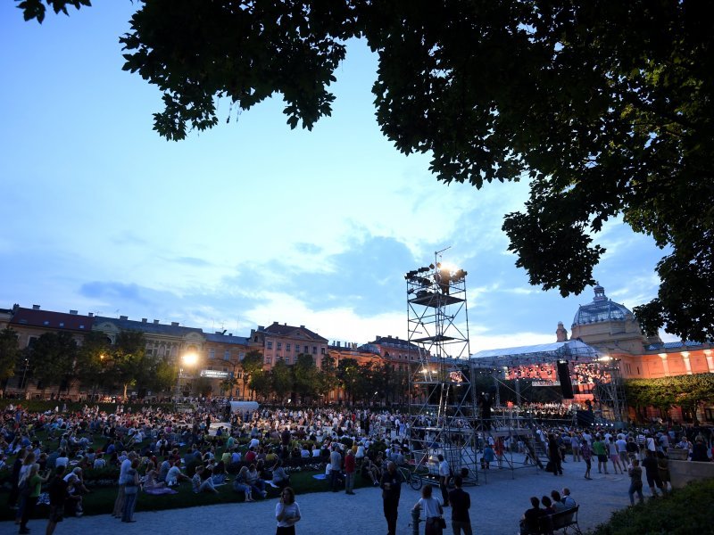 Koncert Simfonijskog orkestra HRT-a na Trgu kralja Tomislava u sklopu programa Zagreb Classic