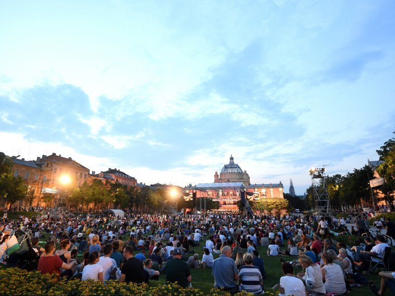 Koncert Simfonijskog orkestra HRT-a na Trgu kralja Tomislava u sklopu programa Zagreb Classic