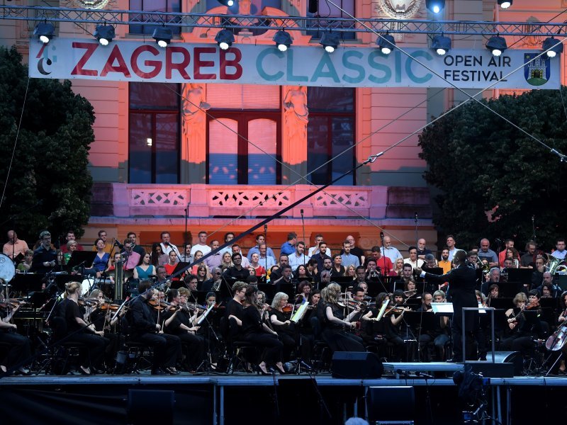 Koncert Simfonijskog orkestra HRT-a na Trgu kralja Tomislava u sklopu programa Zagreb Classic