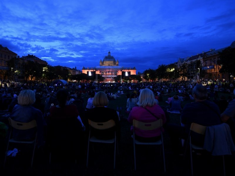 Kazalište Komedija izvodi predstavu 'Broadway u Komediji - Inventura'