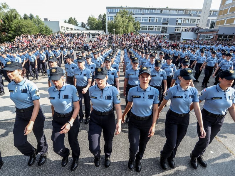 Svečani završetak školovanja 14. naraštaja polaznika Policijske škole 'Josip Jović'