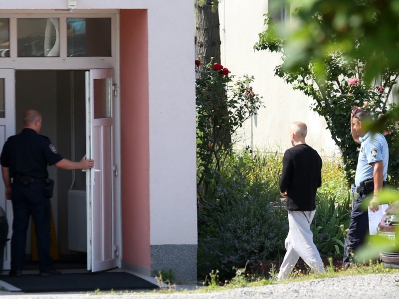 Privođenje vozača koji je izazvao prometnu nesreću kod Sv. Helene