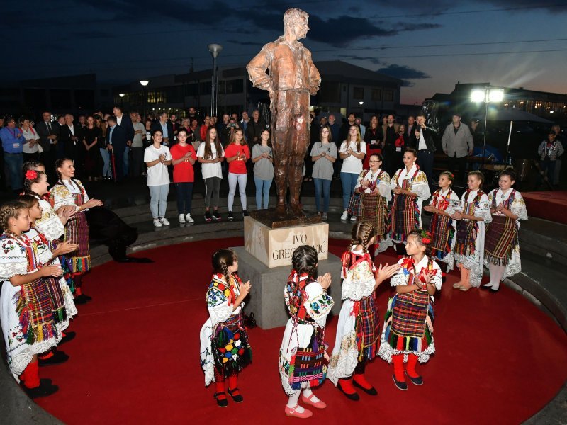 U Orašju svečano otvoreni 24. Dani hrvatskog filma "Ivo Gregurević"