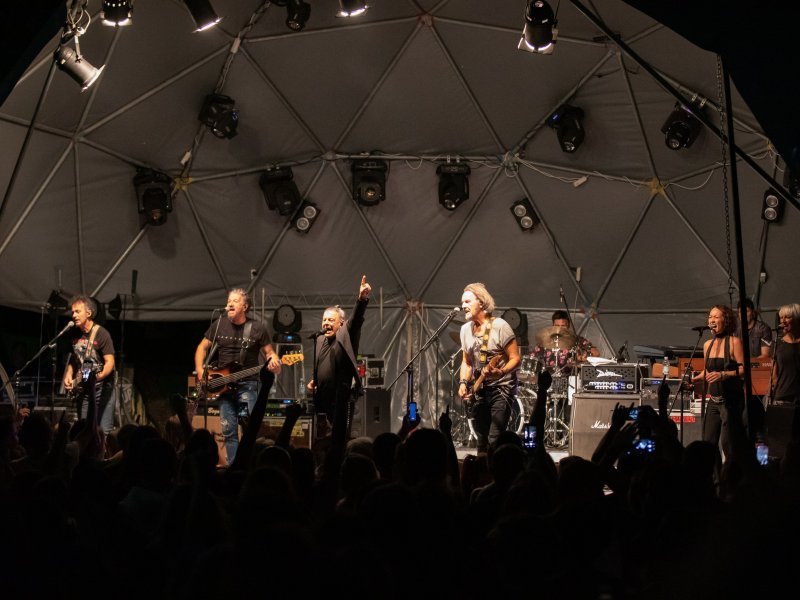 Dubrovnik: Grupa Parni valjak za kraj ljeta u Valamaru održala je koncert