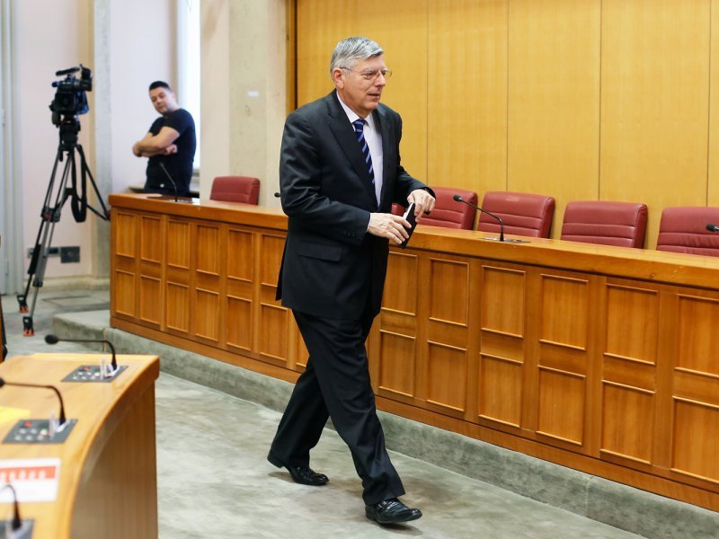 Zeljko reiner gole sise